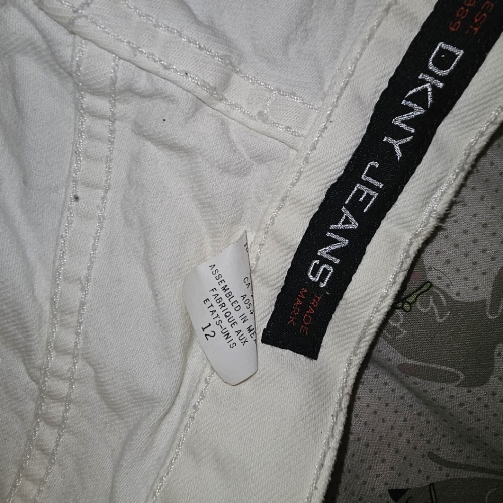 DKNY White Jean 8" Shorts with Black Label